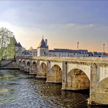 Sejour Cosy - Proche Gare & Centre - Futuroscope 3 Apartamento Châtellerault